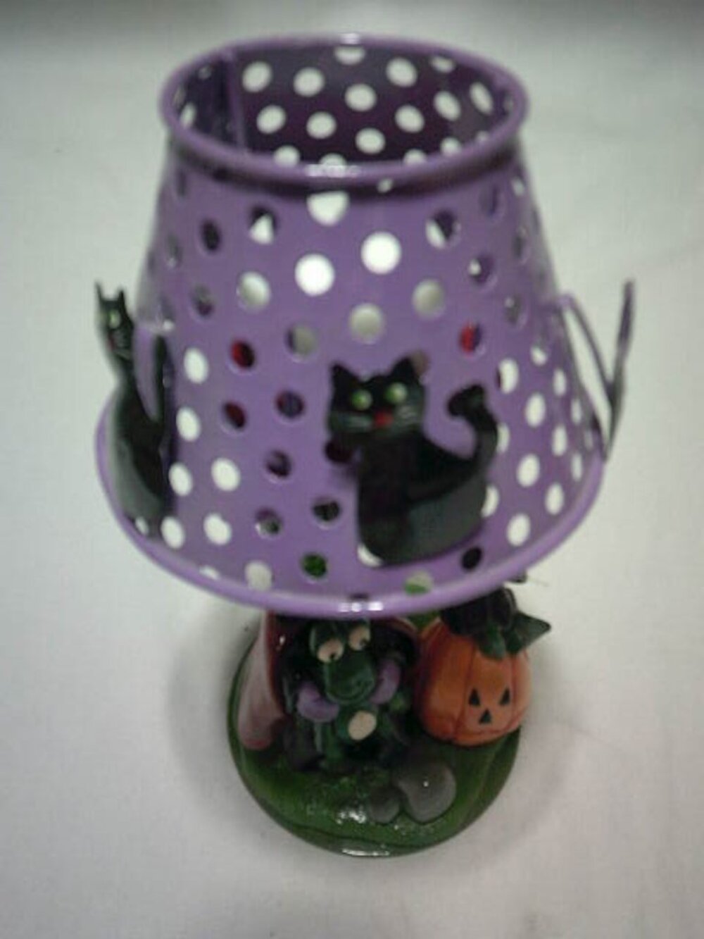 VTG HALLOWEEN VOTIVE CANDLE HOLDER PORCELAIN & METAL DESIGN w/ BLK CAT SHADE 🎃
